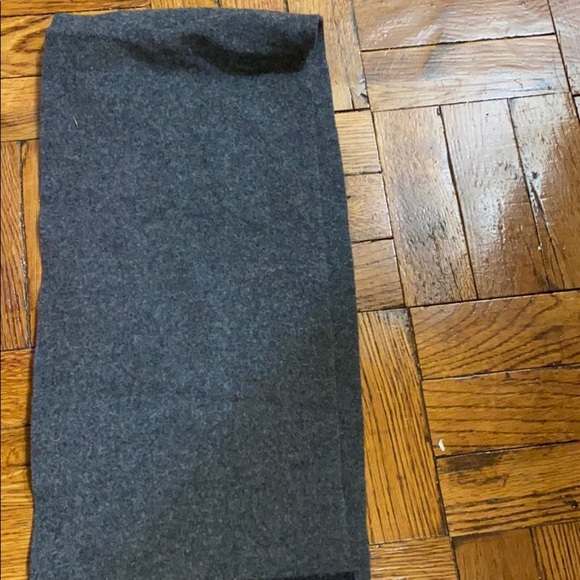 Coach gray & red wool scarf - Picture 6 of 7